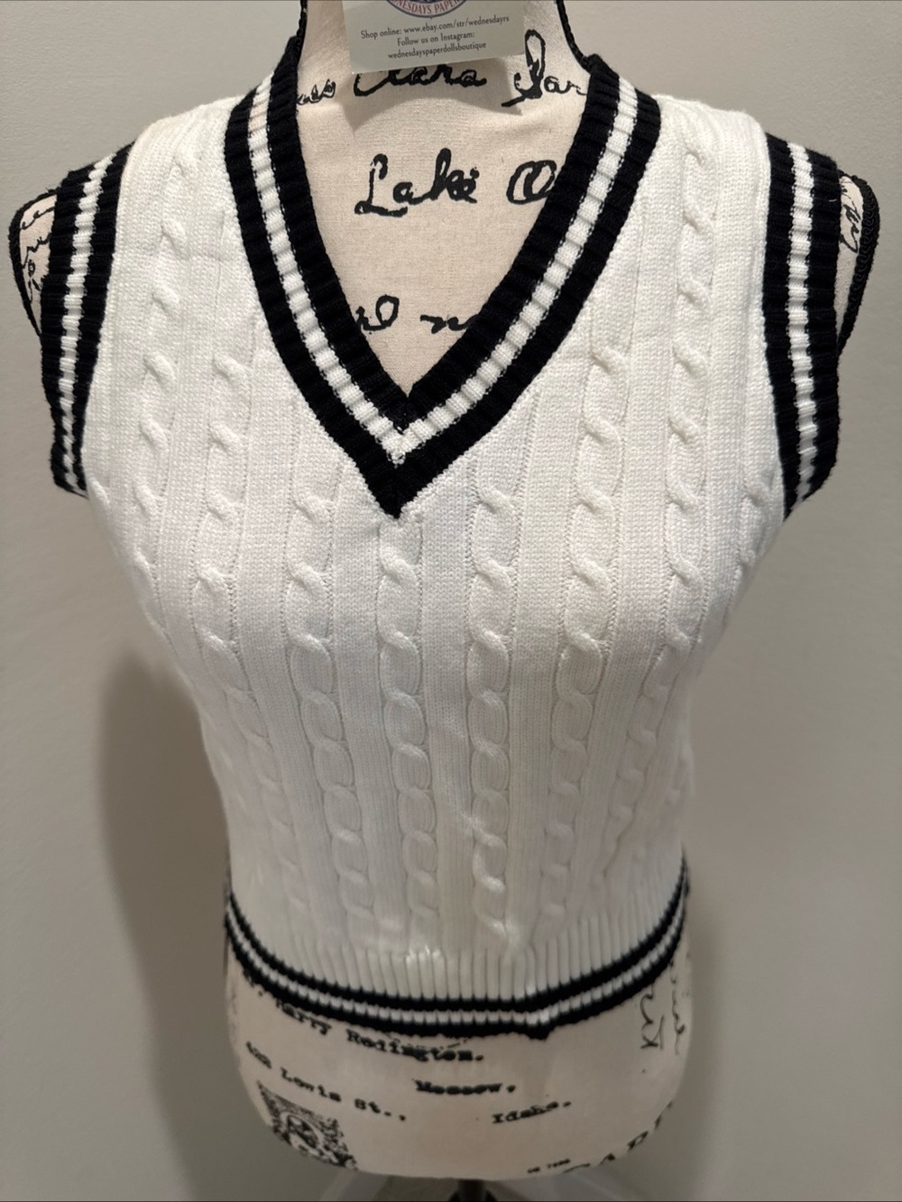 Hyspels White Cable Knit V Neck Vest Sweater Preppy Striped Trim Sleeveless Top